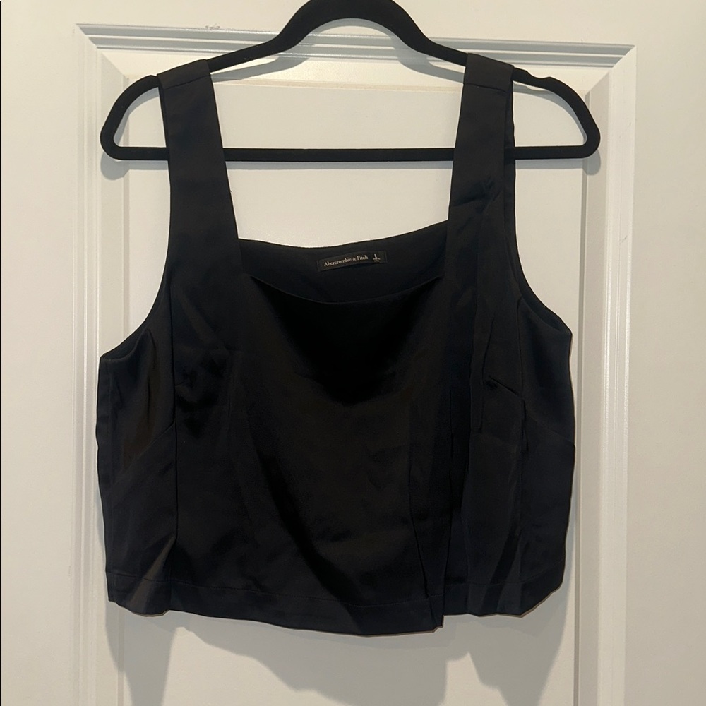 Abercrombie large silk tank boxy